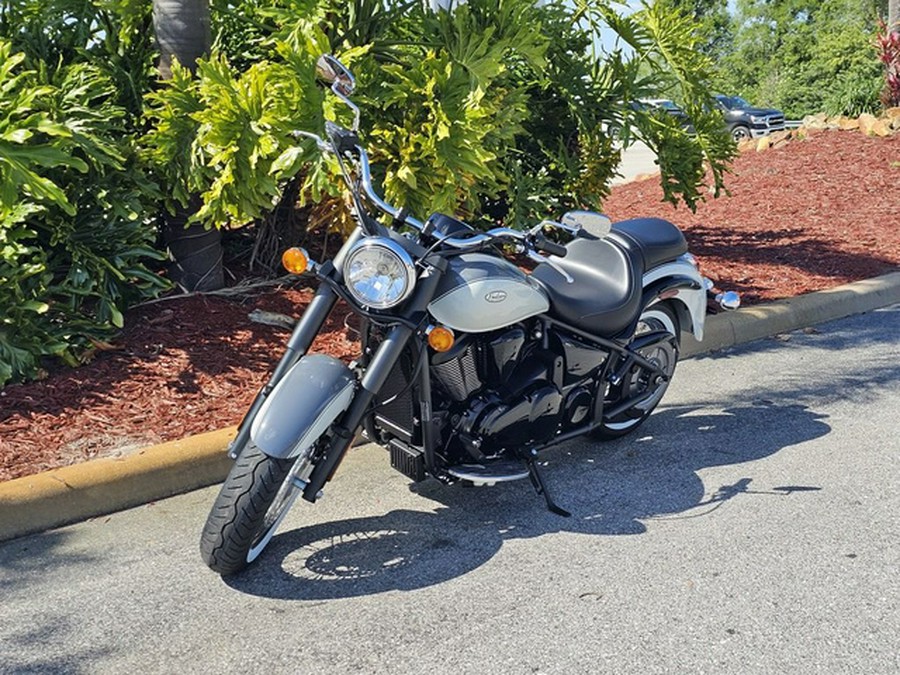 2024 Kawasaki Vulcan 900 Classic