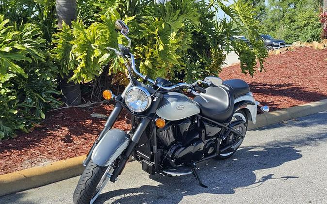 2024 Kawasaki Vulcan 900 Classic