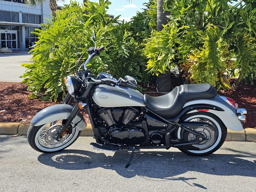 2024 Kawasaki Vulcan 900 Classic