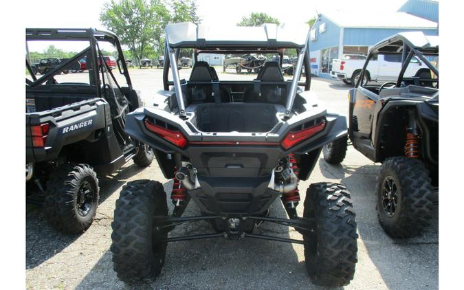 2024 Polaris Industries RZR XP 4 1000 Ultimate Indy Red