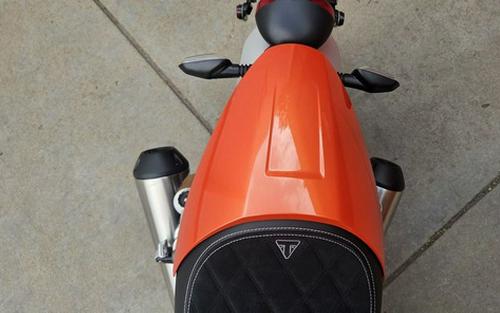 2026 Triumph Speed Twin 1200 RS Baja OrangeSapphire Black