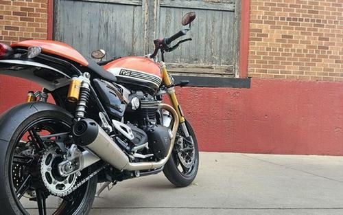 2026 Triumph Speed Twin 1200 RS Baja OrangeSapphire Black