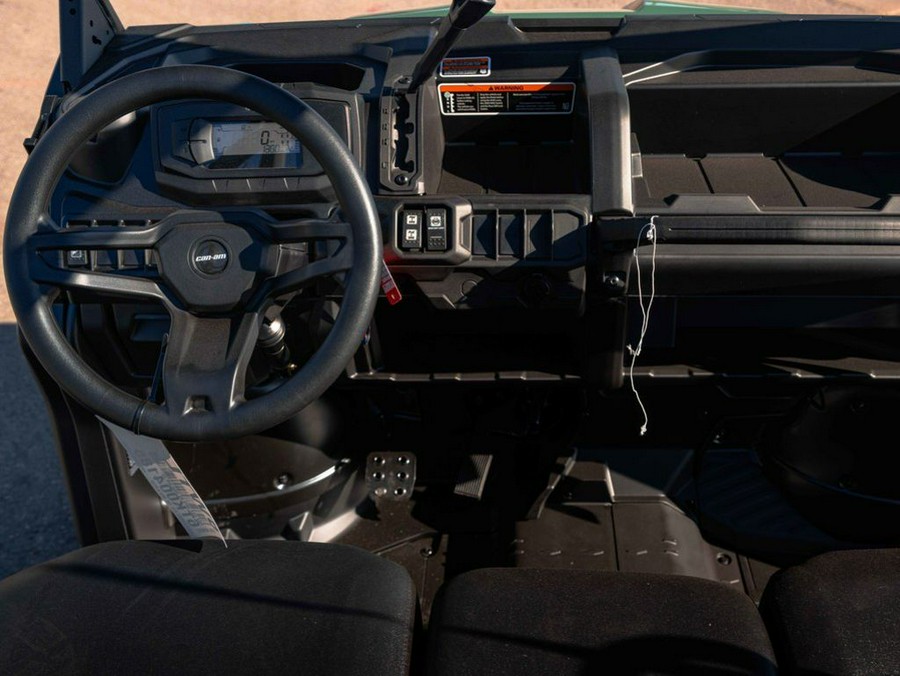 2026 Can-Am Defender DPS HD7