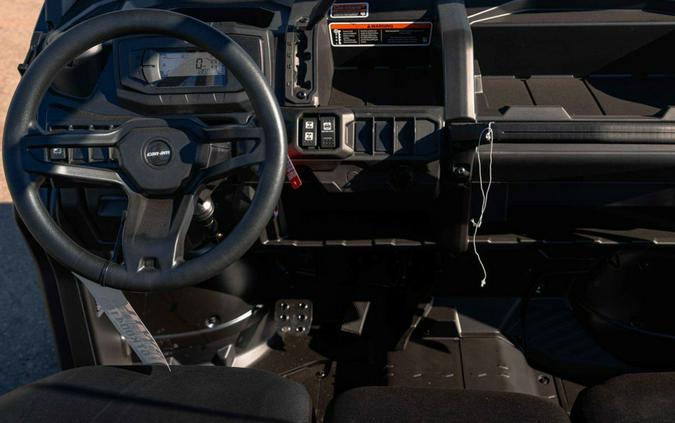 2026 Can-Am Defender DPS HD7