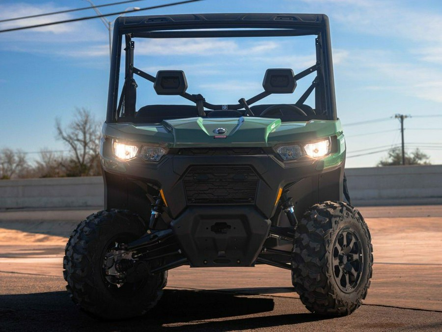 2026 Can-Am Defender DPS HD7
