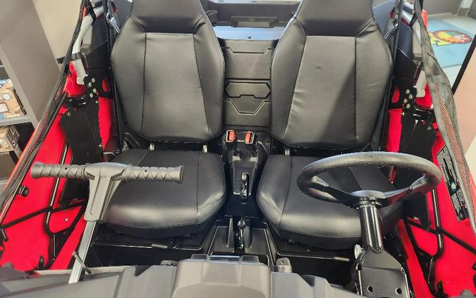 2026 Polaris RZR 200 EFI