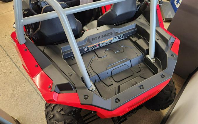 2026 Polaris RZR 200 EFI