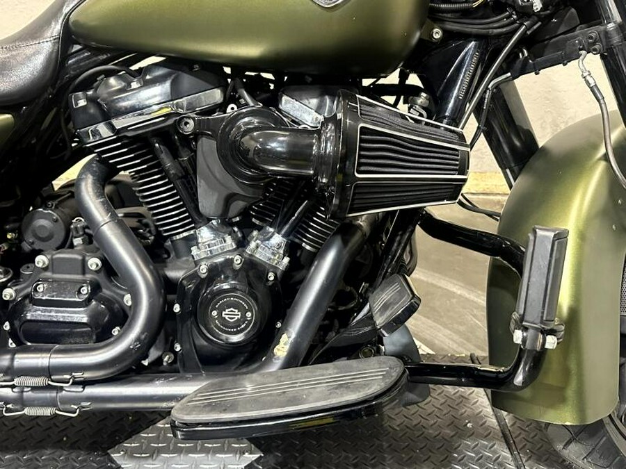 2022 Harley-Davidson® Road King® Special MINERAL GRN DNM