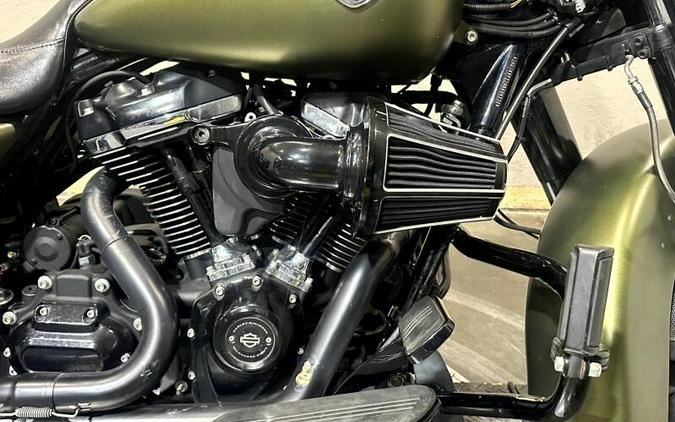 2022 Harley-Davidson® Road King® Special MINERAL GRN DNM