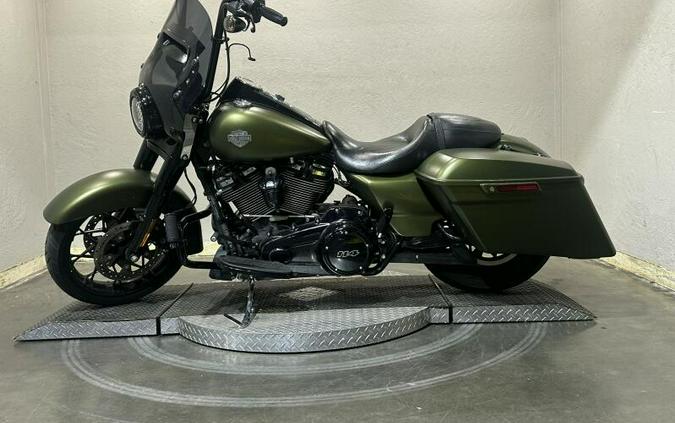 2022 Harley-Davidson® Road King® Special MINERAL GRN DNM