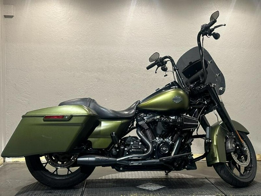 2022 Harley-Davidson® Road King® Special MINERAL GRN DNM