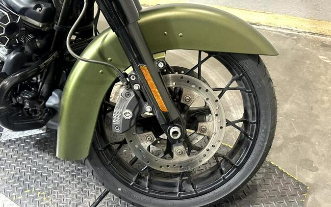 2022 Harley-Davidson® Road King® Special MINERAL GRN DNM
