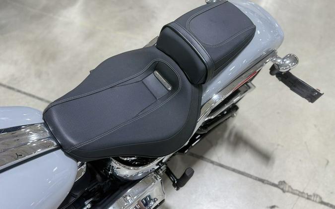 2025 Harley-Davidson Softail FXBR - Breakout