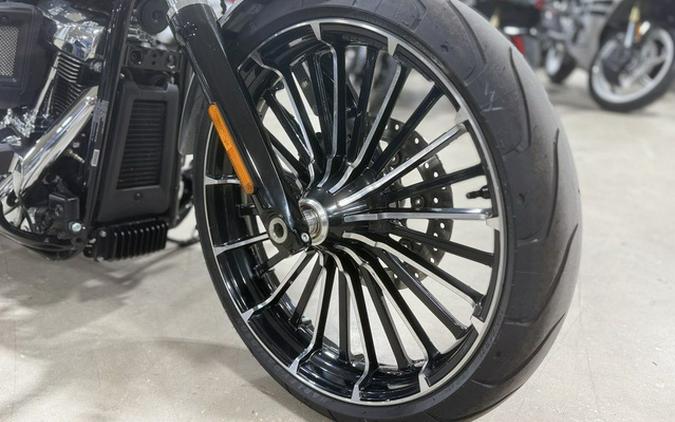 2025 Harley-Davidson Softail FXBR - Breakout