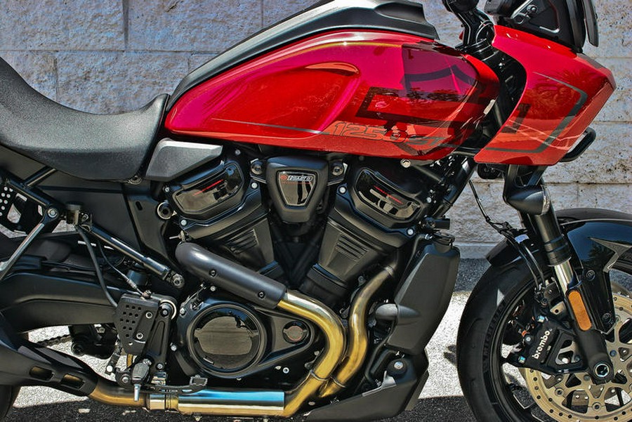 2025 Harley-Davidson® RA1250ST - Pan America® 1250 ST