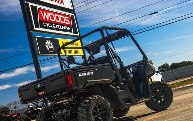 2026 Can-Am Defender DPS HD7
