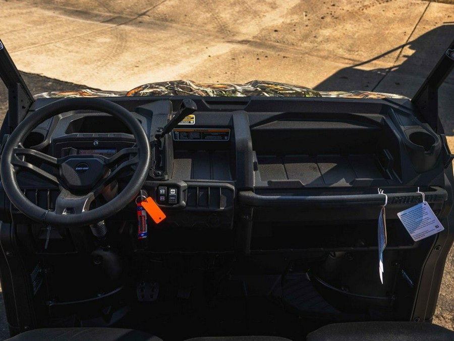 2026 Can-Am Defender DPS HD7