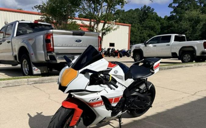 2021 Yamaha YZF-R1