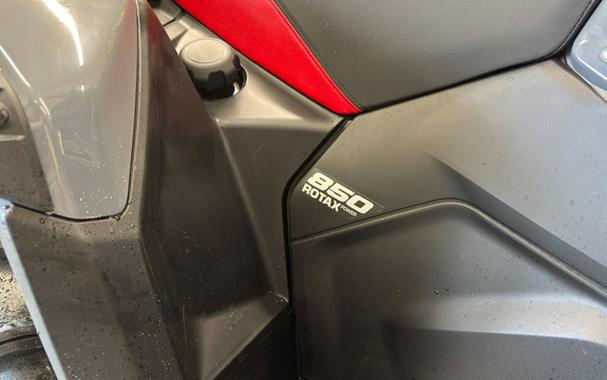 2025 Can-Am Outlander X mr 850