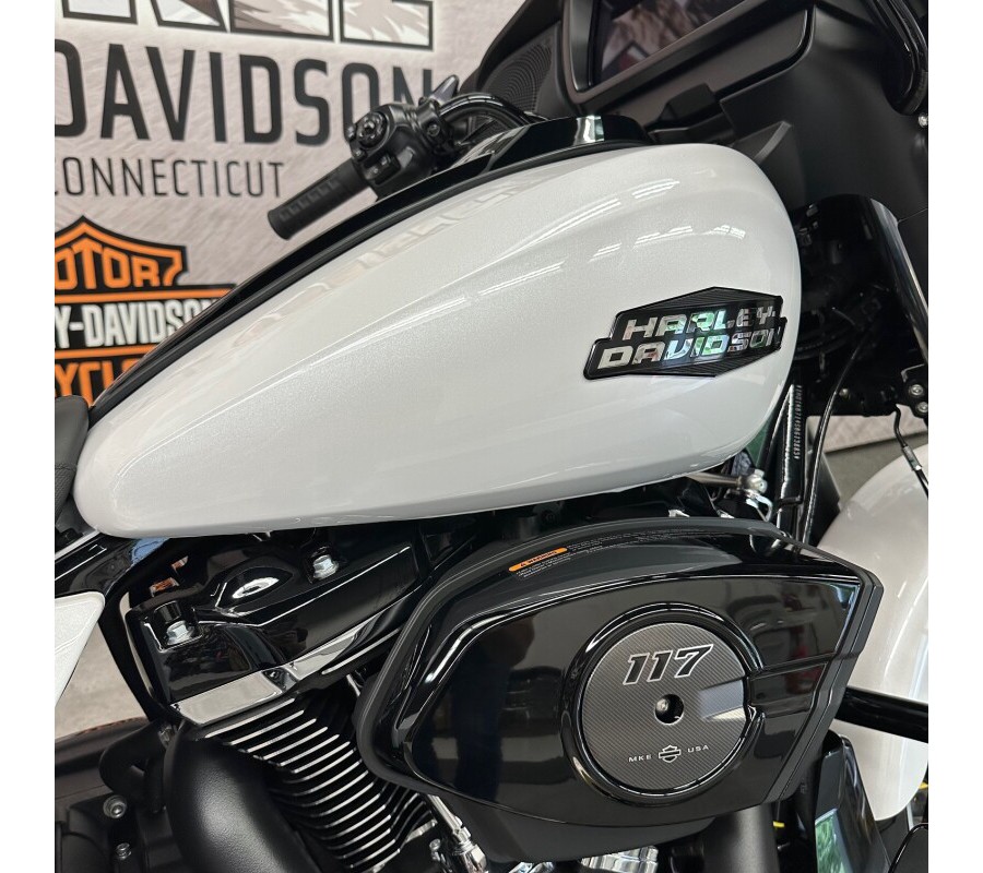 2025 FLHX Street Glide™