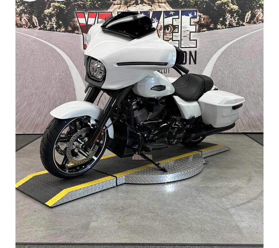 2025 FLHX Street Glide™