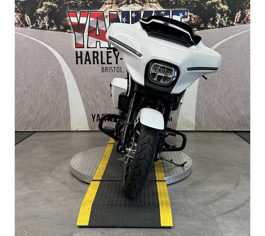 2025 FLHX Street Glide™