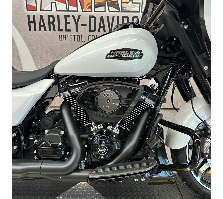 2025 FLHX Street Glide™