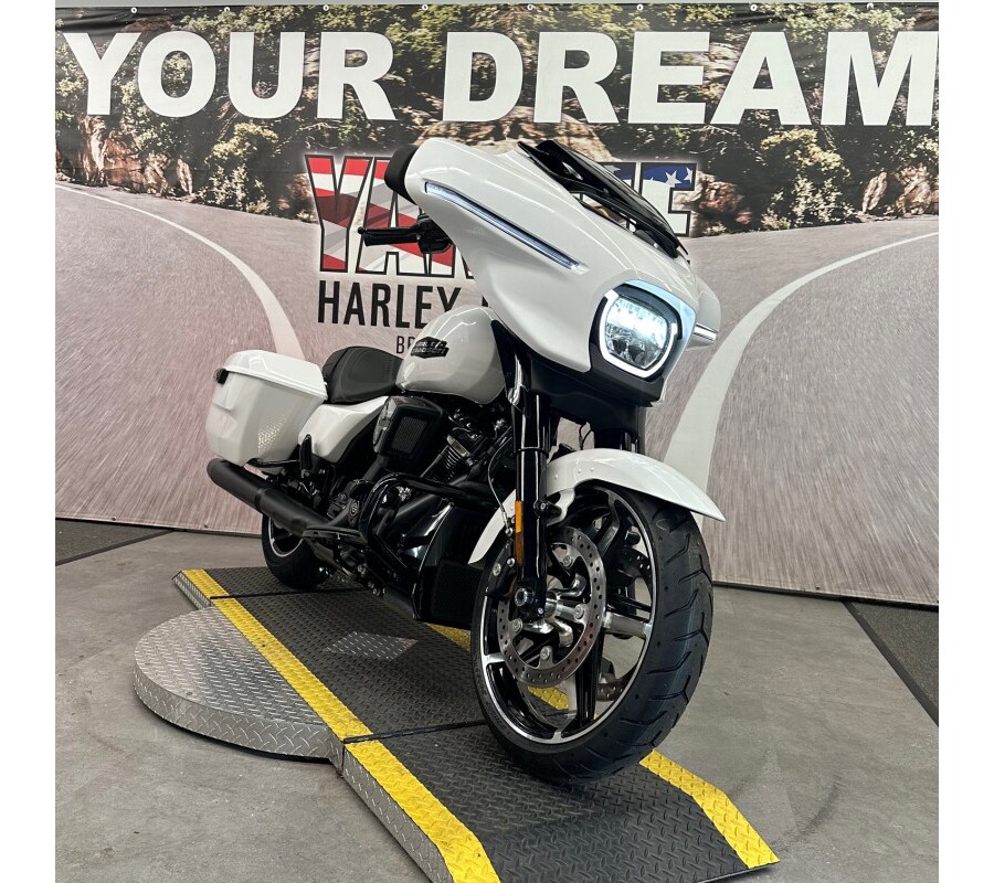 2025 FLHX Street Glide™