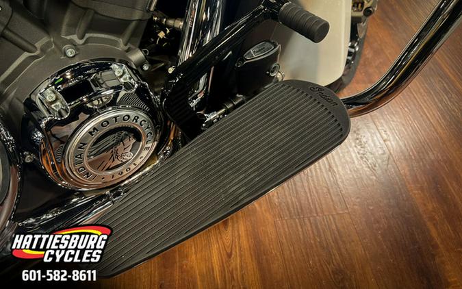 2025 Indian Challenger Limited 112 w/PowerBand Audio Black Me