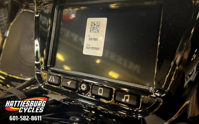 2025 Indian Challenger Limited 112 w/PowerBand Audio Black Me