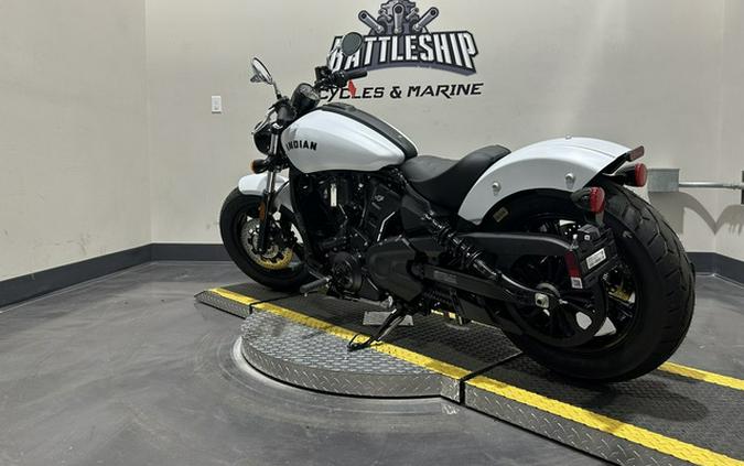 2025 Indian Scout Sixty Bobber Limited Ghost White Metallic S