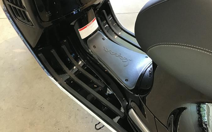 2023 Vespa GTS 300