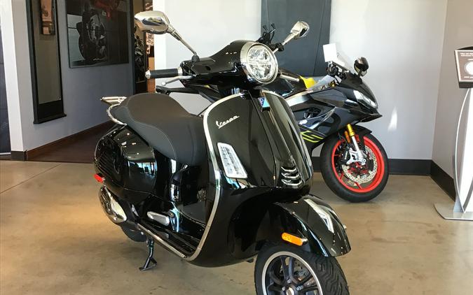 2023 Vespa GTS 300