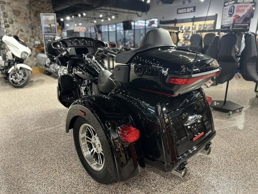 2024 Harley-Davidson Trike FLHTCUTG - Tri Glide Ultra