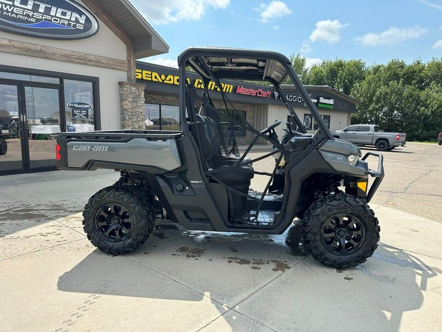 2024 Can-Am® Defender XT HD7