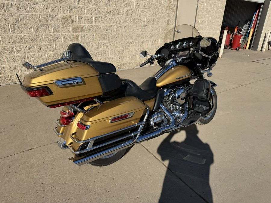 2017 Harley-Davidson® FLHTK - Ultra Limited