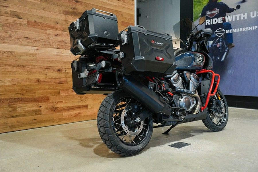 2025 Harley-Davidson Pan America CVO