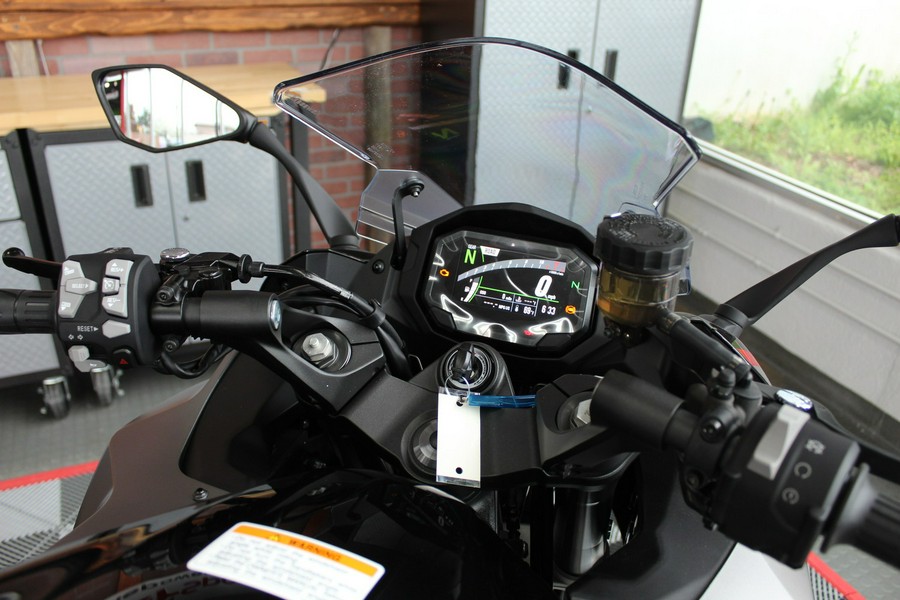 2024 Kawasaki Ninja® 1000 SX ABS