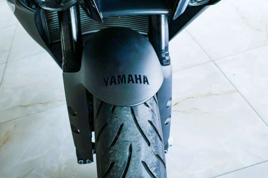 2024 Yamaha YZF-R1
