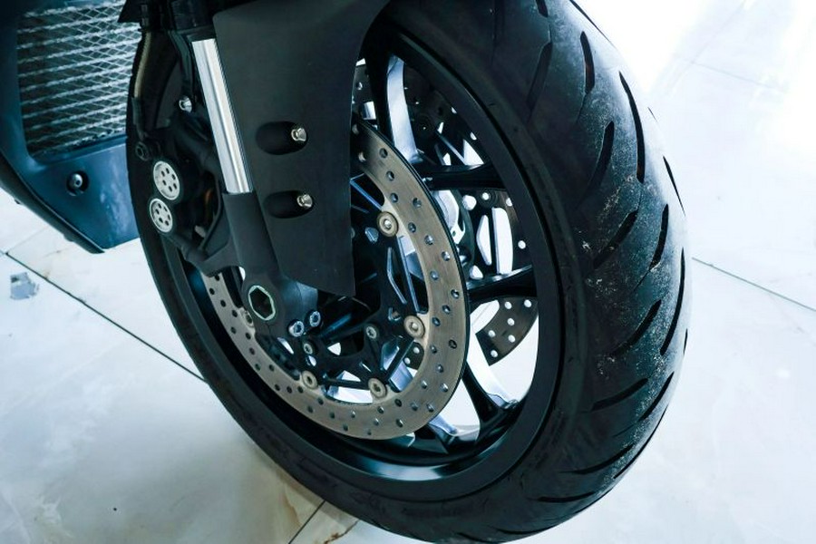 2024 Yamaha YZF-R1