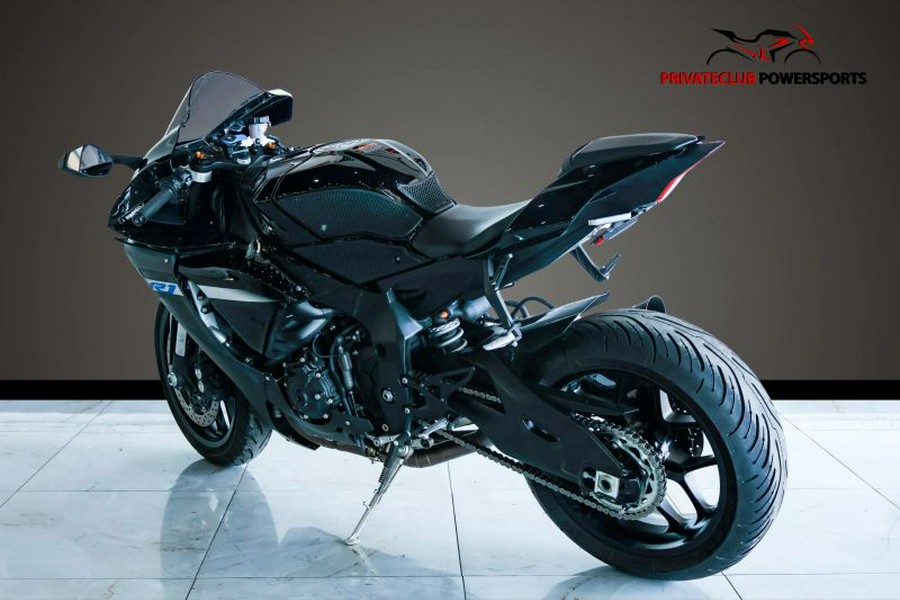 2024 Yamaha YZF-R1