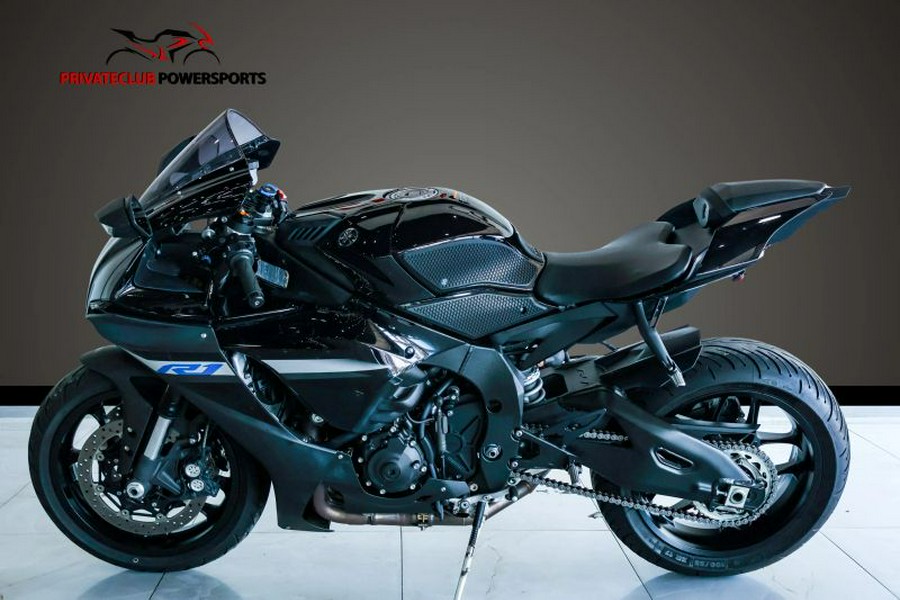 2024 Yamaha YZF-R1