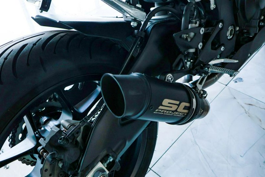 2024 Yamaha YZF-R1