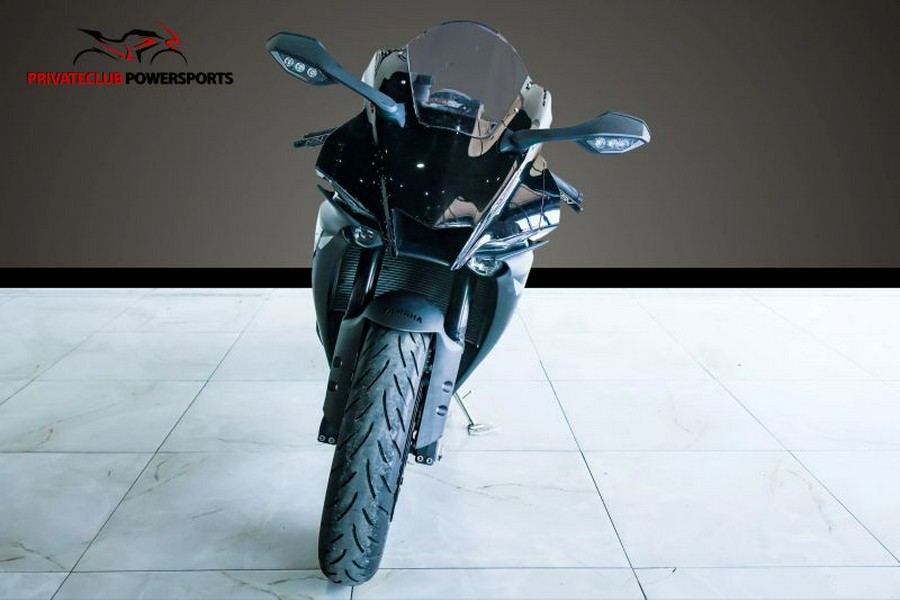 2024 Yamaha YZF-R1