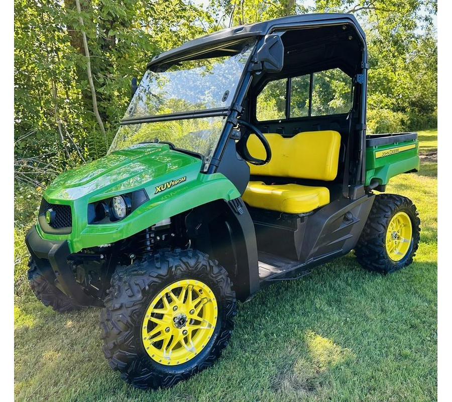 2020 John Deere XUV590M