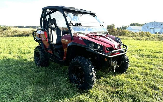 2018 Can-Am® Commander™ XT™ 1000R Intense Red