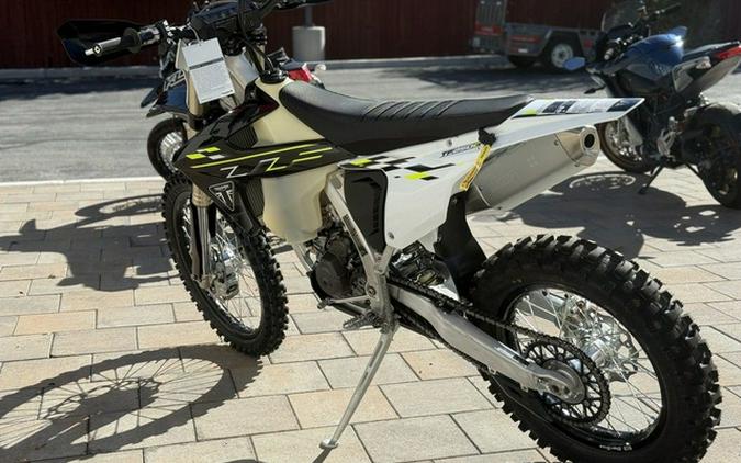 2026 Triumph TF 250-C Jet Black Pure White