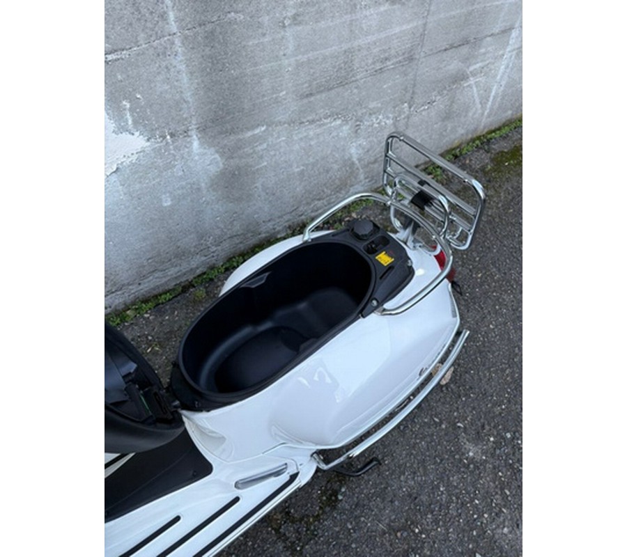 2013 Vespa GTS 300 i.e. Super