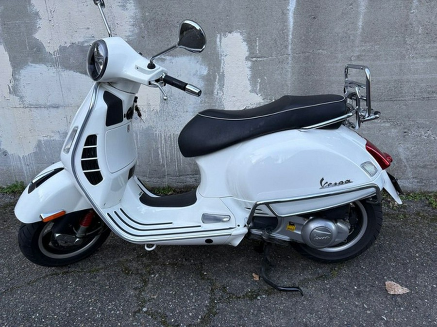 2013 Vespa GTS 300 i.e. Super