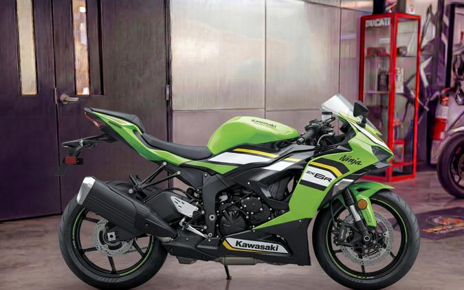 2025 KAWASAKI NINJA ZX-6R